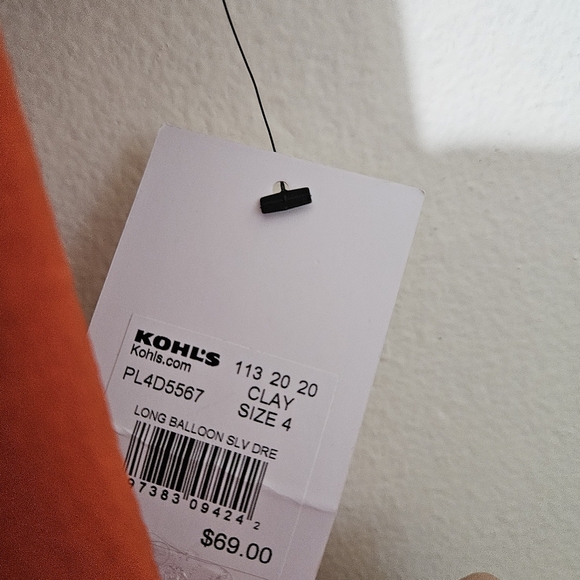 Harper Rose Flounce Hem Shift Dress - Picture 4 of 9